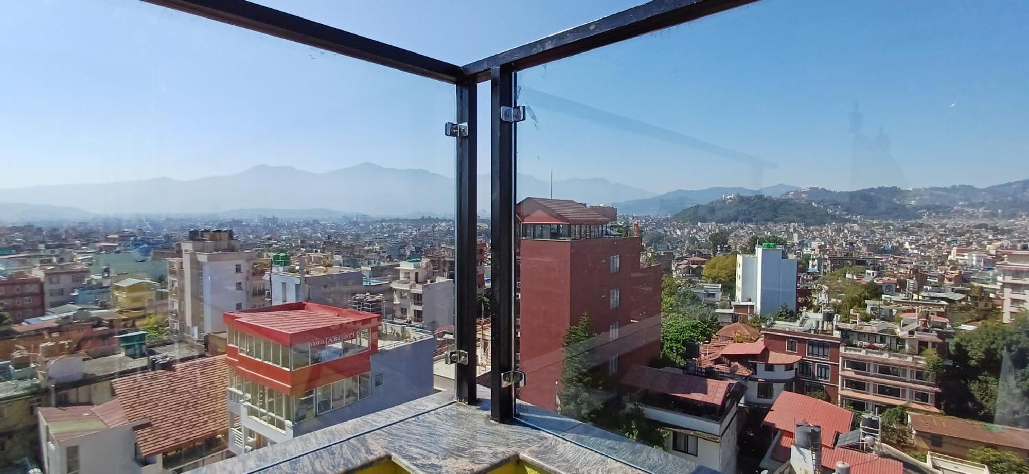 Hotel Yakroo Manang Kathmandu Exterior photo