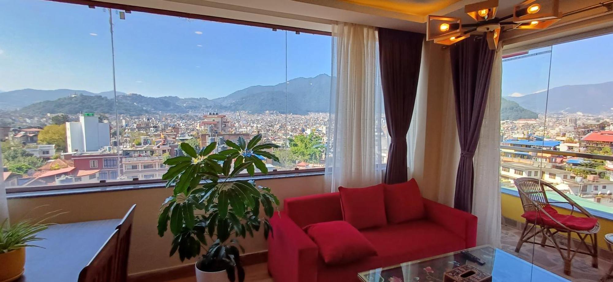 Hotel Yakroo Manang Kathmandu Exterior photo