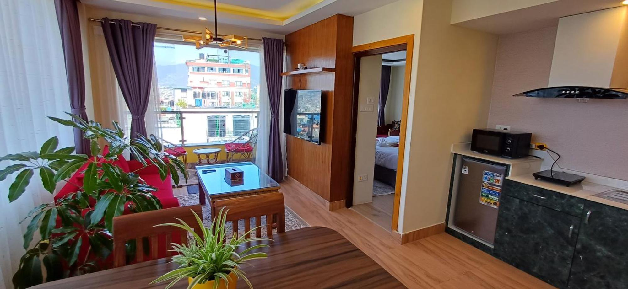 Hotel Yakroo Manang Kathmandu Exterior photo