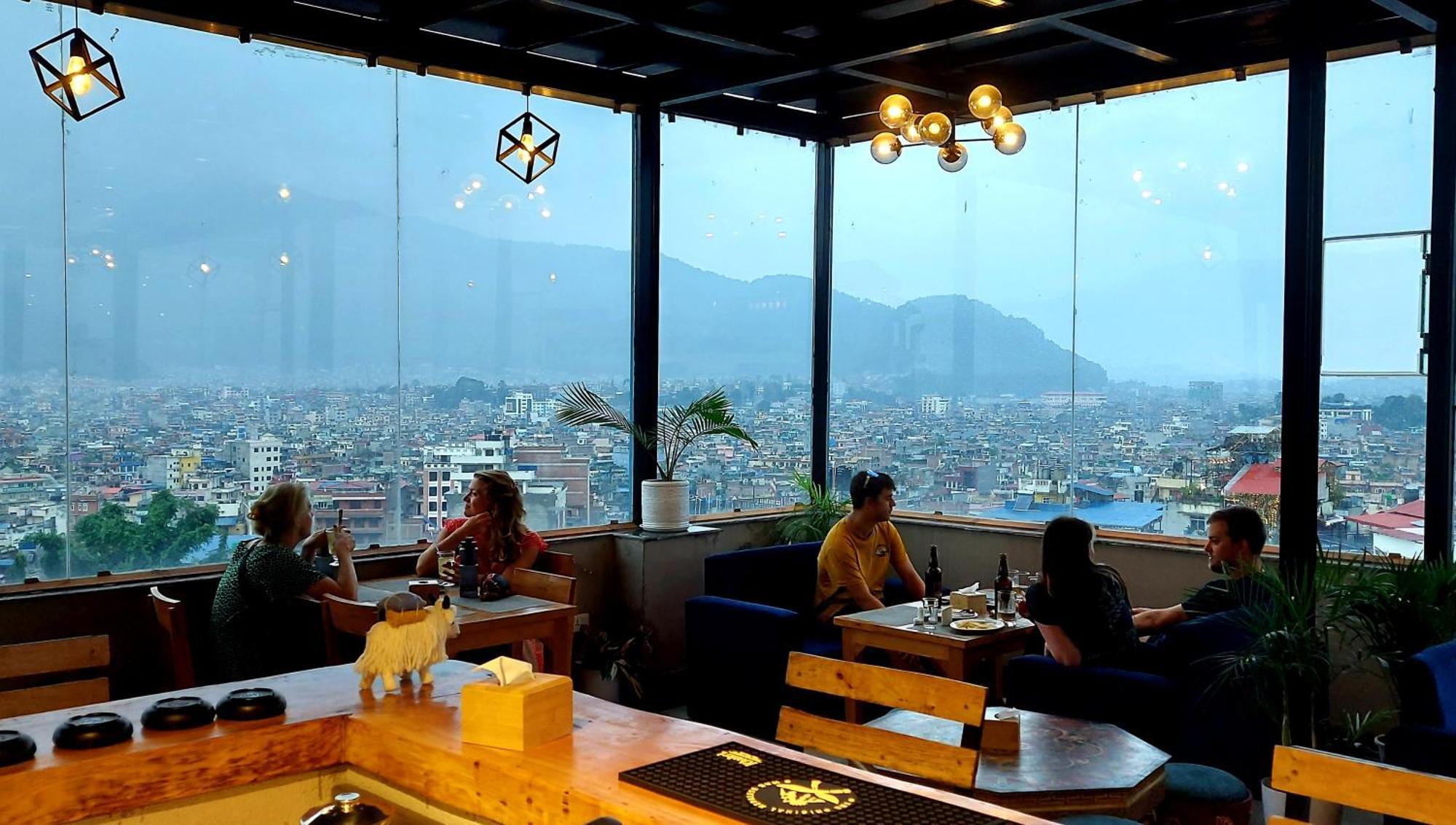 Hotel Yakroo Manang Kathmandu Exterior photo